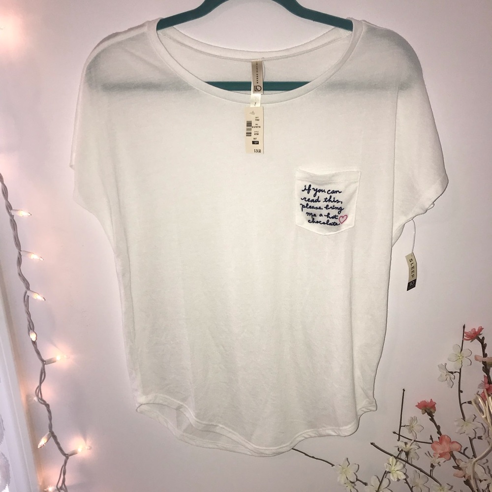 Size S Aero White Short Sleeve Tee
